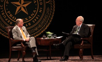 Pickens emphasizes energy solutions