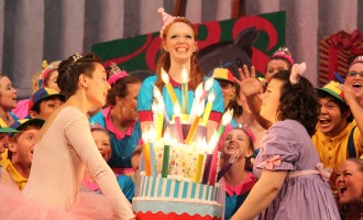 Pigskin Revue feature Sing performance encores
