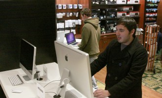 Bookstore provides one-stop technology shop
