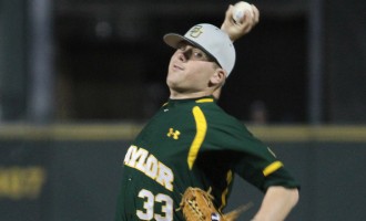 Baseball takes down Texas State with four-run inning