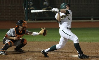 Baseball hosts tournament, hopes to stay perfect at home