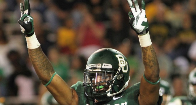Dixon leads Baylor D