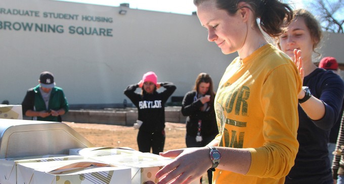 Baylor Students Prepare and Deliver Lunches through Campus Kitchen at Baylor