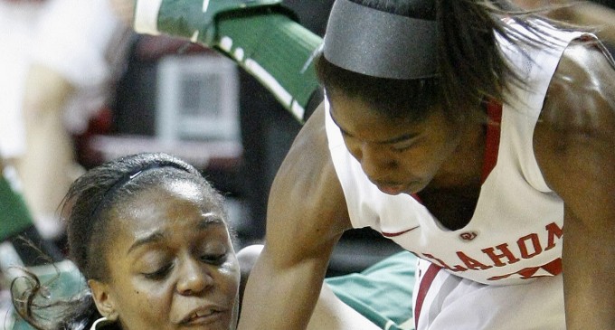 Griner, Baylor go on road, earn win over Oklahoma