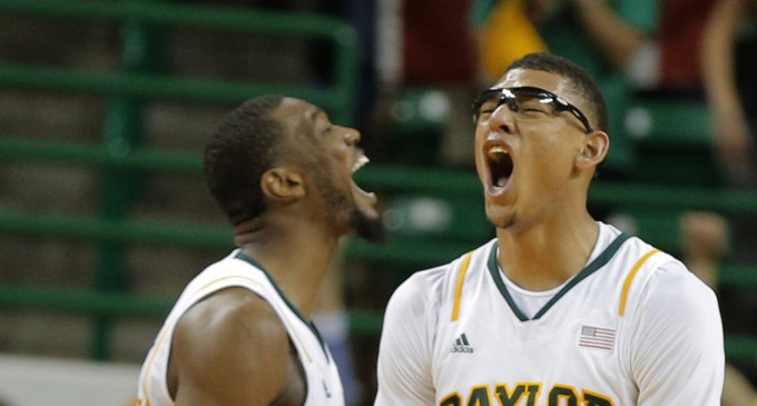 Kansas, K-State favored as Big 12 tourney opens