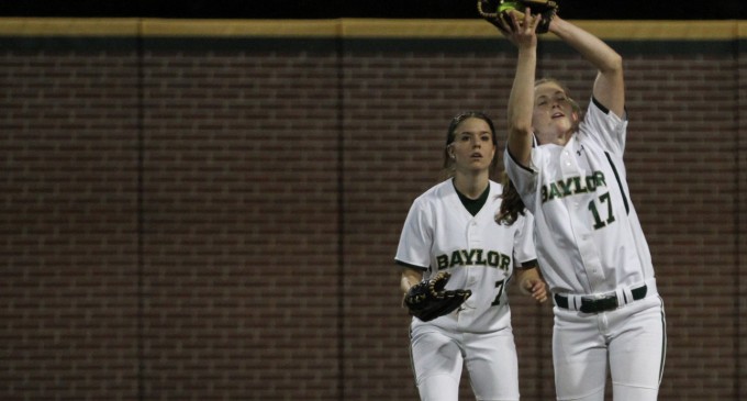 Softball completes sweep of Iowa State