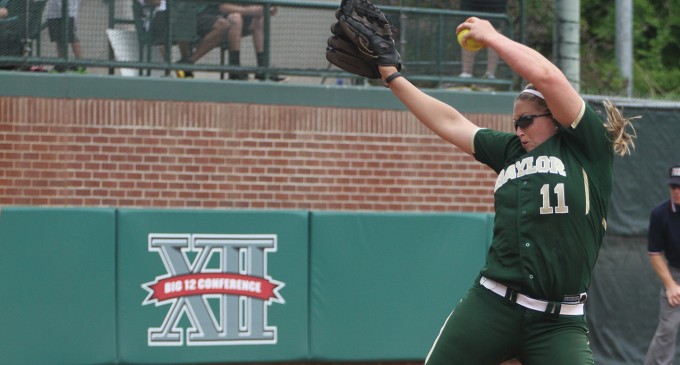 Softball heads to North Texas to take on Mean Green