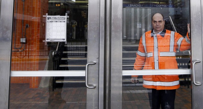 Boston travel: Trains, buses halted, planes flying