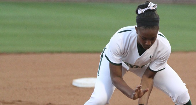 Lady Bears split double-header with North Texas