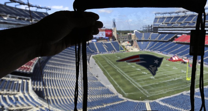 Sports Take: Evaluating the NFL’s new in-stadium bag policy