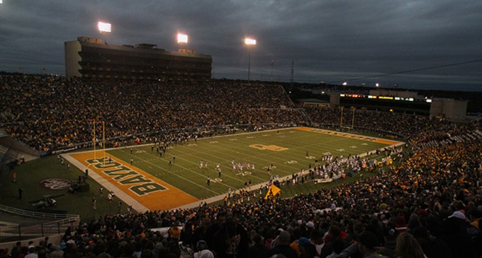Fans nab all tickets for final game at The Case
