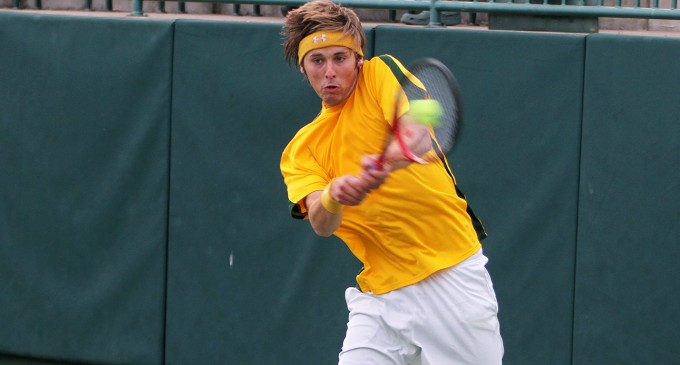 Lenz leads No. 6 tennis to 4-0 record