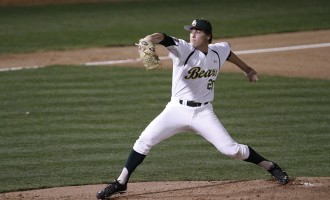 Baseball hosts Cal State Fullerton for weekend series