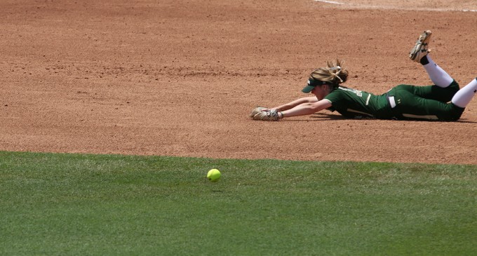 Softball swamped by Gators attack in Women’s College World Series opener