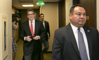 Perry’s lawyers ask judge for dismissal of indictment charges