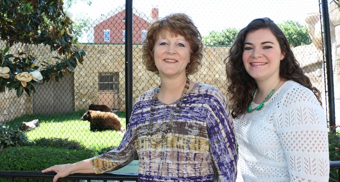 Baylor School of Education develops new bear habitat curriculum