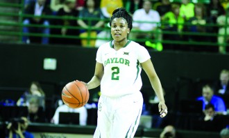 Niya Johnson leads young team by example