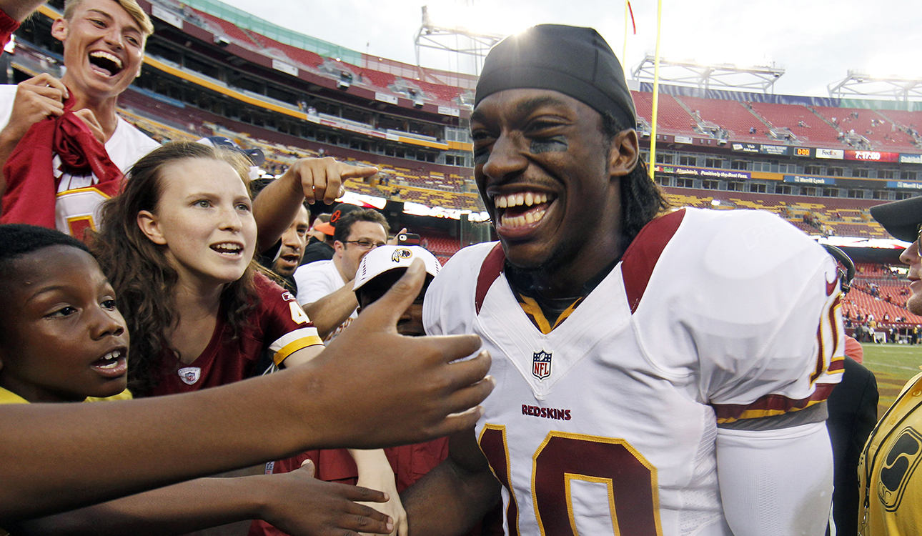 Angry Redskins Fan Lists Robert Griffin III Jersey on Craigslist