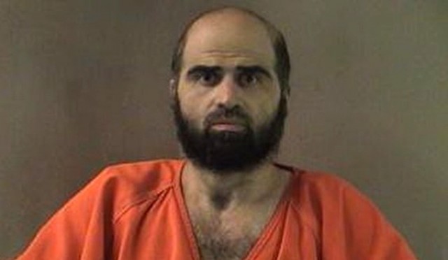Fort Hood suspect offered plea