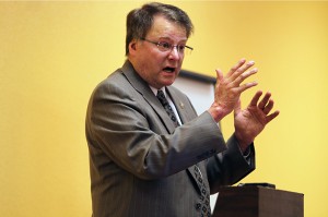 State Sen. Brian Birdwell speaks at Central Texas Hispanic Chamber of Commerce luncheon on the state’s Rainy Day Fund on Tuesday. Travis Taylor | Lariat Photo Editor