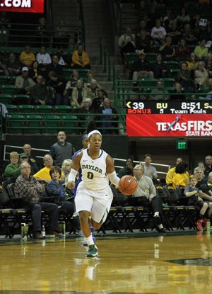 Senior guard Odyssey Sims dribbles the ball up the court to push the tempo in Baylor’s 113-73 win over San Jose State on Tuesday at the Ferrell Center. The Bears are 7-0 and take on No. 5 Kentucky.  Constance Atton | Lariat Photographer