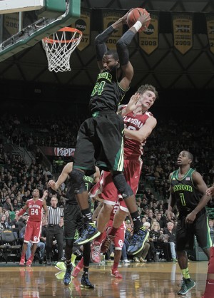 The mens basketball team lost to the University of Oklahoma 66-64 on Saturday, January 18, 2014 at the Ferrell Center. Travis Taylor | Lariat Photo Editor