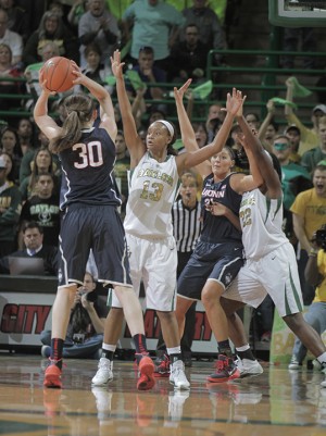 Freshman forward Nina Davis guards against UConn forward Breanna Stewart during the second half of the Lady Bears' 66-55 loss at the Ferrell Center on Monday, January 13, 2014.   Travis Taylor | Lariat Photo Editor