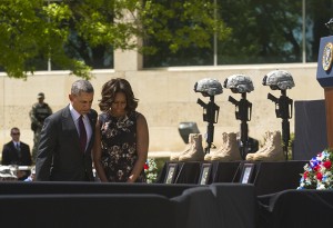 President Barack Obama and First Lady Michelle Obama pay their respects at the three soldiers killed in the April 2 shooting at Fort Hood on Wednesday, April 9, 2014.  Travis Taylor | Lariat Photo Editor