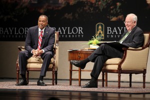 President and Chancellor Ken Starr’s On Topic featured Juan Williams, a journalist, speaker, and political commentator, Thursday in Waco Hall. Starr and Williams conversed about the country and important issues facing America.