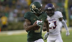 Freshman wide receiver KD Cannon (9) runs for a touchdown against Northwestern State. Drew Mills | Roundup Photographer