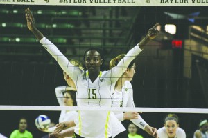 Sophomore middle hitter Tola Itiola prepares for a point against Iowa State on Oct. 25 in Waco. The Bears won 3-2 over the Cyclones to snap a six-game Big 12 losing streak.Skye Duncan | Lariat Photographer