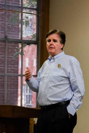 Texas Sen. Dan Patrick gives a brief talk Thursday to members of Baylor’s Young Conservatives of Texas organization.Kevin Freeman | Lariat Photographer