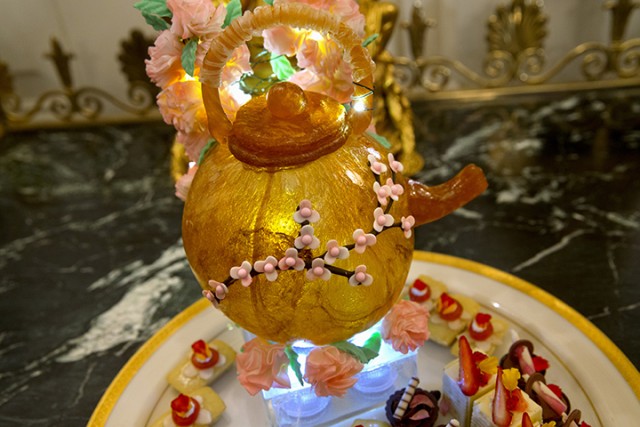 A handcrafted sugar blown teapot was part of the table decorations for Tuesday’s State Dinner hosted by President Barack Obama for Japanese Prime Minister Shinzo Abe.  Associated Press