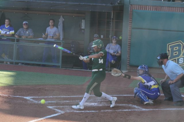 McGlaun’s 7th inning home run sends Baylor to Women’s College World Series
