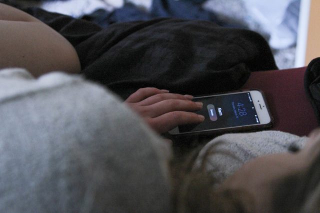 Students should prioritize sleep over cramming, Baylor research suggests