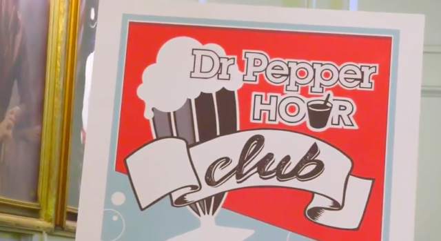 Students embrace traditions, treats at Dr Pepper Hour