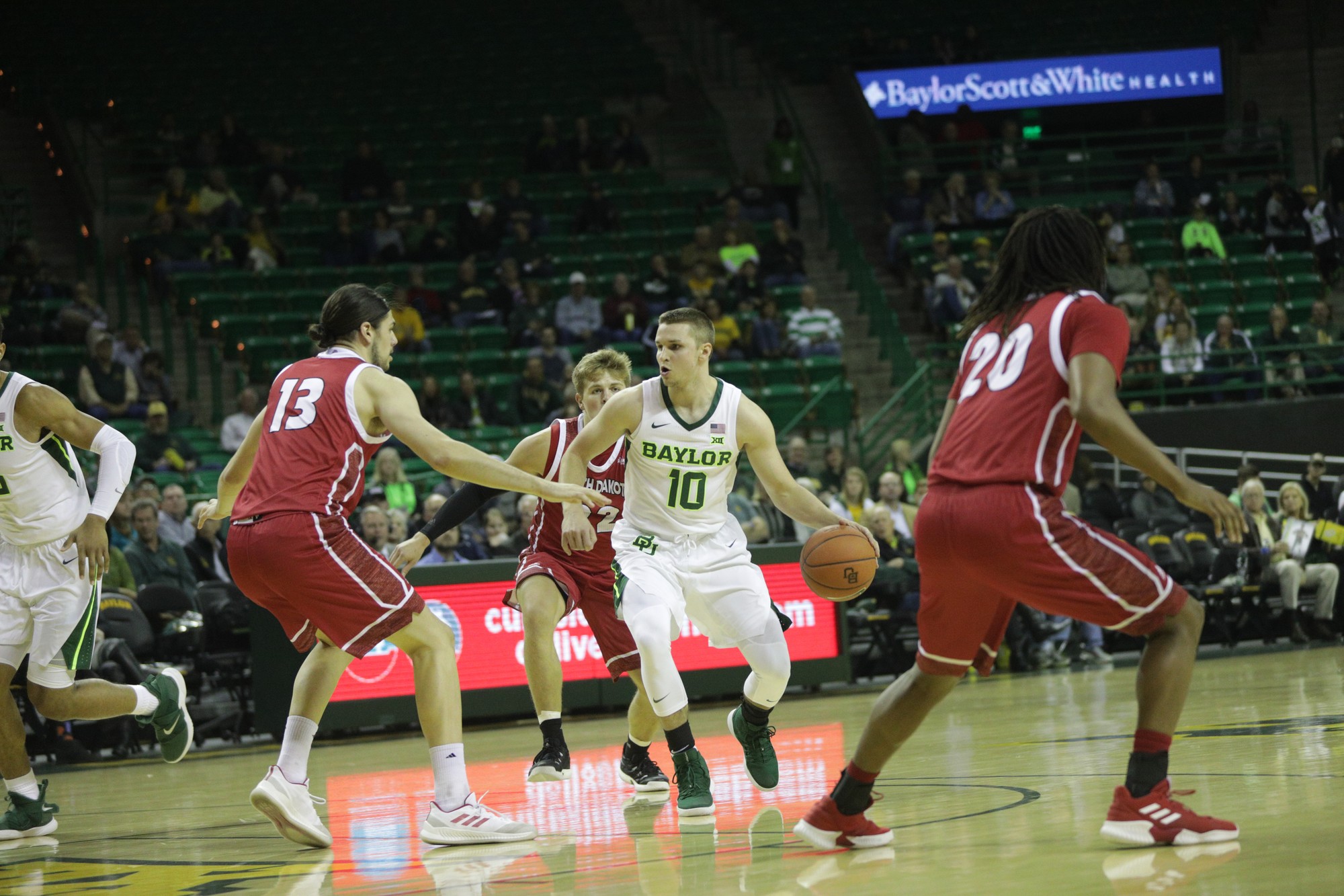 Men’s basketball faces Wichita State in weekend road test | The Baylor Lariat