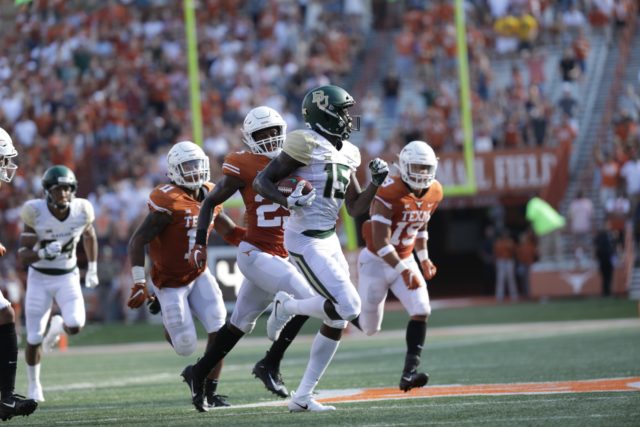 Football looks for key homecoming win over Oklahoma State