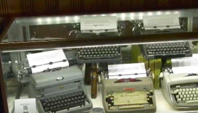 Baylor senior embraces passion for past, creates typewriter exhibit