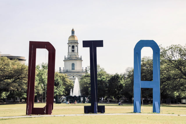 Virtual Dia takes place of in-person festivities