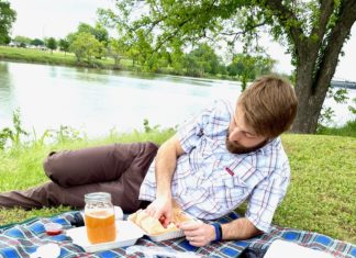 Revival bites back: Local eatery adjusts to shelter-in-place requirements