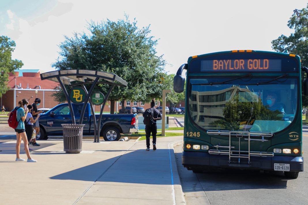 Baylor shuttles go the extra mile to keep students safe - The Baylor Lariat
