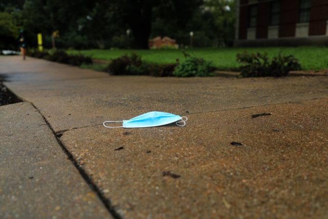 Disposable masks could contribute to cluttered campus