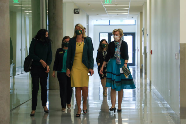 Dr. Deborah Birx from the White House advisory staff walks with President Dr. Linda Livingstone at Paul L. Foster Campus for Business and Innovation. Dr. Birx came to Waco, TX on Monday, September 21 to participate in a roundtable with university officials. Brittney Matthews | Photo Editor