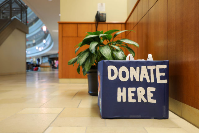 Baylor students can help domestic abuse survivors this holiday season