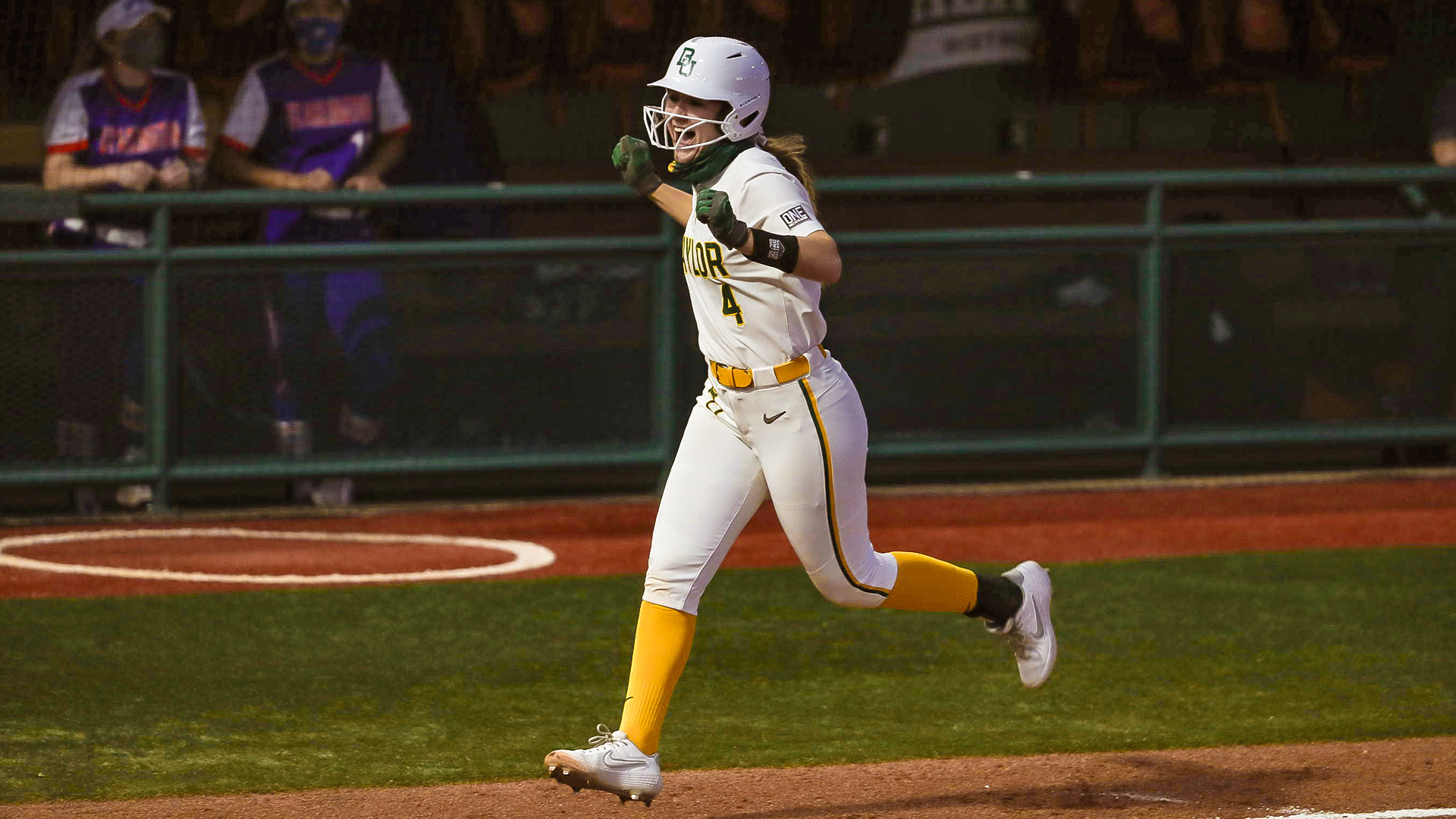 No. 18 softball brings bat power in home opener victory The Baylor Lariat