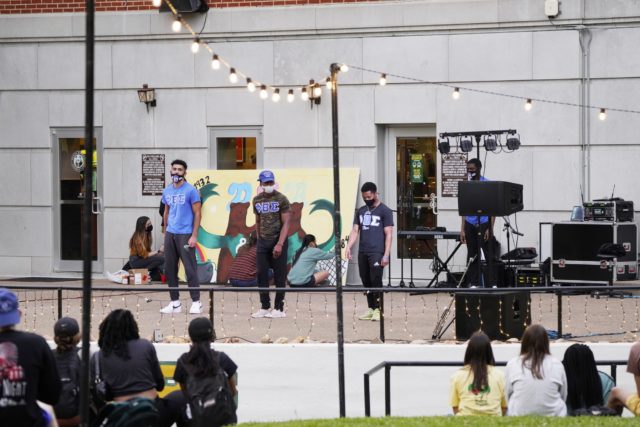 First day of unique Diadeloso week starts with student performances