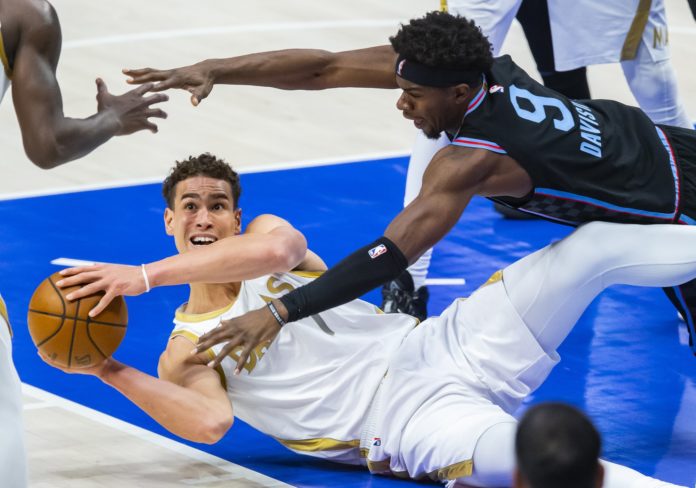 Kings Mavericks Basketball