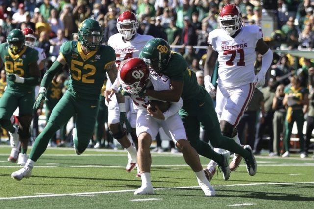 Bears sack Oklahoma freshman quarterback Caleb Williams on Nov. 13 in McLane Stadium. Baylor was able to come up with a total of five sacks in the game.Matt Ellett | Roundup