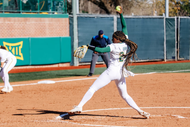 Sophomore pitcher Dariana Orme against the University of Oregon on Feb.18 at the Getterman Stadium in Waco, TX. 
Camryn Duffy | Photographer
